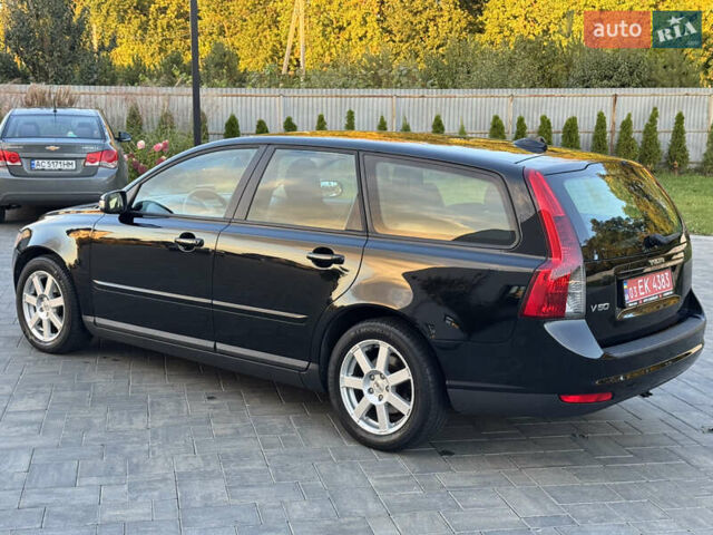 Черный Вольво В50, объемом двигателя 1.8 л и пробегом 243 тыс. км за 6399 $, фото 20 на Automoto.ua