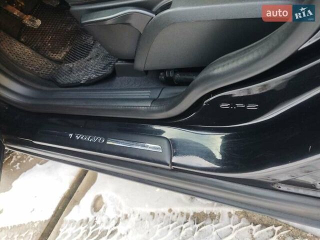 Черный Вольво В50, объемом двигателя 1.6 л и пробегом 278 тыс. км за 6600 $, фото 20 на Automoto.ua