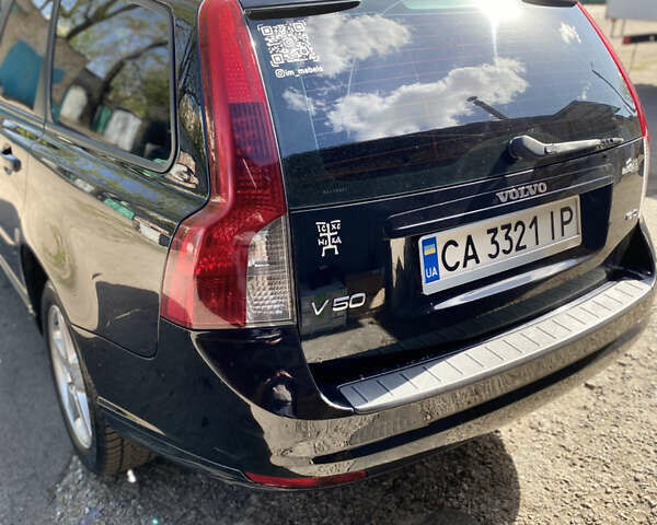 Чорний Вольво V50, об'ємом двигуна 1.56 л та пробігом 273 тис. км за 6500 $, фото 6 на Automoto.ua