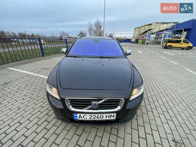 Черный Вольво В50, объемом двигателя 2 л и пробегом 170 тыс. км за 7600 $, фото 1 на Automoto.ua