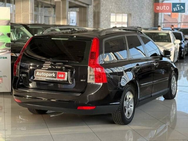 Черный Вольво В50, объемом двигателя 1.6 л и пробегом 265 тыс. км за 6890 $, фото 4 на Automoto.ua