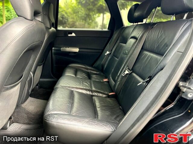 Черный Вольво В50, объемом двигателя 2 л и пробегом 323 тыс. км за 6000 $, фото 4 на Automoto.ua