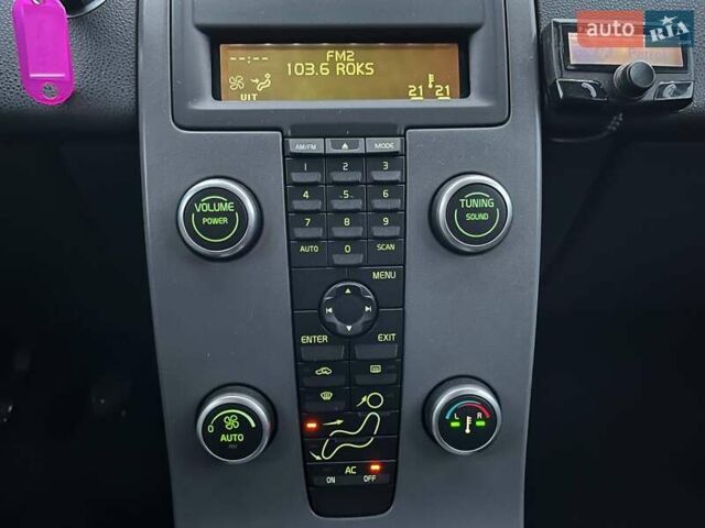 Черный Вольво В50, объемом двигателя 1.56 л и пробегом 292 тыс. км за 5490 $, фото 18 на Automoto.ua