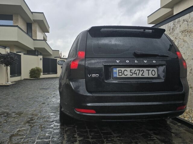 Чорний Вольво V50, об'ємом двигуна 2 л та пробігом 316 тис. км за 6650 $, фото 3 на Automoto.ua