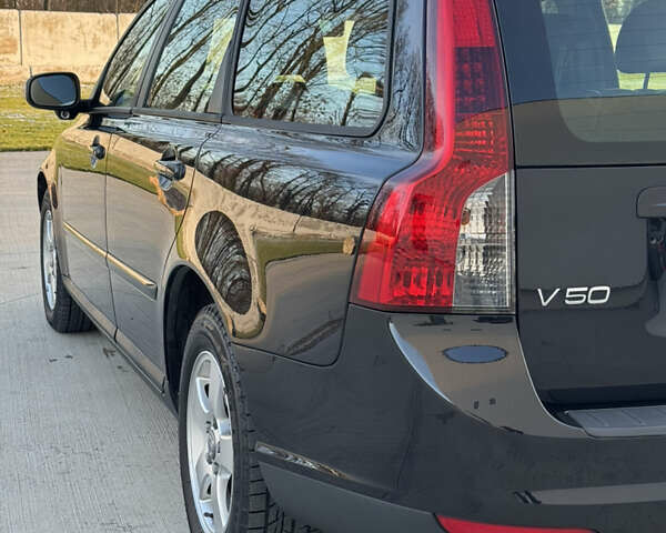 Черный Вольво В50, объемом двигателя 1.6 л и пробегом 223 тыс. км за 6999 $, фото 58 на Automoto.ua