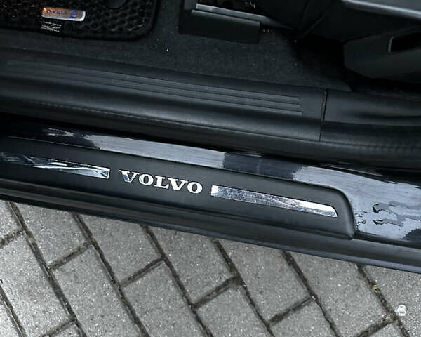 Черный Вольво В50, объемом двигателя 1.56 л и пробегом 282 тыс. км за 5299 $, фото 6 на Automoto.ua