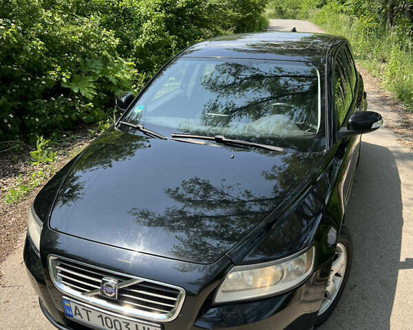 Черный Вольво В50, объемом двигателя 1.6 л и пробегом 272 тыс. км за 5800 $, фото 16 на Automoto.ua