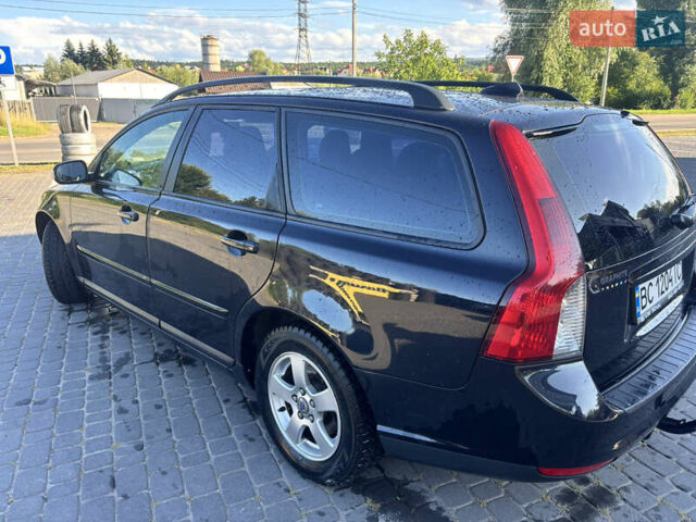 Чорний Вольво V50, об'ємом двигуна 1.6 л та пробігом 257 тис. км за 6500 $, фото 1 на Automoto.ua