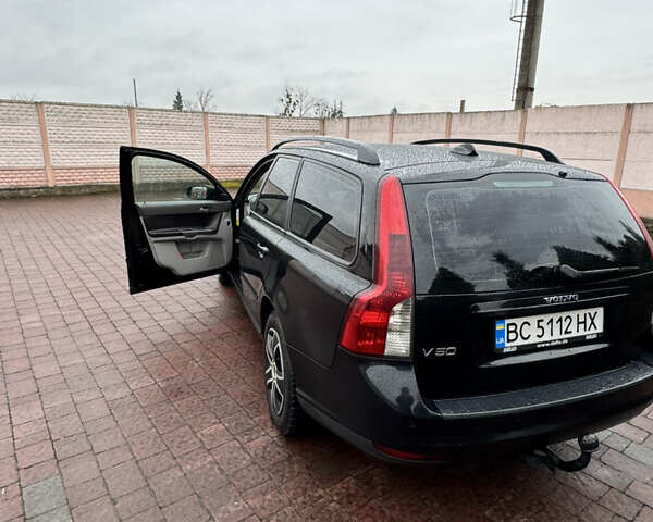 Черный Вольво В50, объемом двигателя 1.6 л и пробегом 324 тыс. км за 5799 $, фото 17 на Automoto.ua