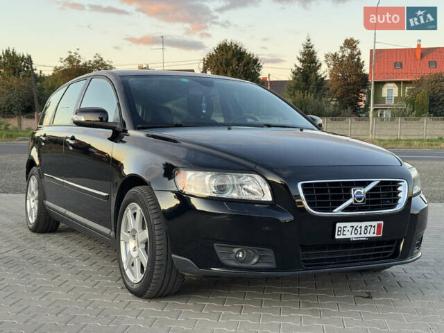 Черный Вольво В50, объемом двигателя 1.8 л и пробегом 243 тыс. км за 6150 $, фото 11 на Automoto.ua
