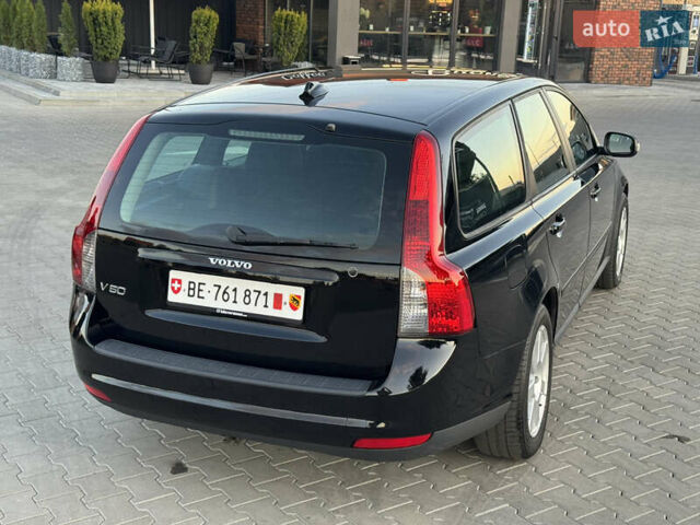 Черный Вольво В50, объемом двигателя 1.8 л и пробегом 243 тыс. км за 6150 $, фото 19 на Automoto.ua