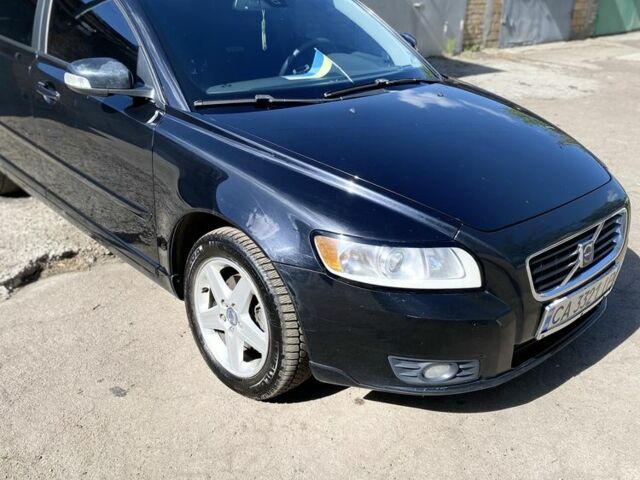 Черный Вольво В50, объемом двигателя 1.6 л и пробегом 273 тыс. км за 6500 $, фото 7 на Automoto.ua