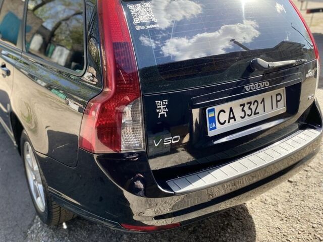 Черный Вольво В50, объемом двигателя 1.6 л и пробегом 273 тыс. км за 6500 $, фото 6 на Automoto.ua