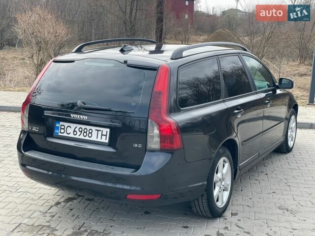 Черный Вольво В50, объемом двигателя 1.56 л и пробегом 297 тыс. км за 4499 $, фото 21 на Automoto.ua