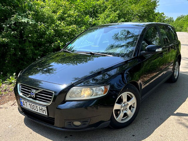 Чорний Вольво V50, об'ємом двигуна 1.6 л та пробігом 274 тис. км за 5900 $, фото 2 на Automoto.ua