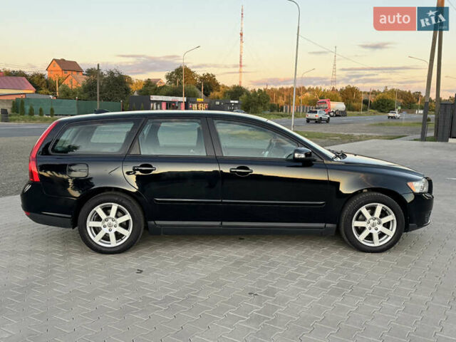 Черный Вольво В50, объемом двигателя 1.8 л и пробегом 243 тыс. км за 6150 $, фото 15 на Automoto.ua