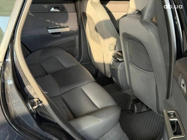 Черный Вольво В50, объемом двигателя 1.6 л и пробегом 265 тыс. км за 6890 $, фото 14 на Automoto.ua