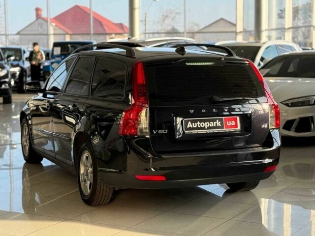 Чорний Вольво V50, об'ємом двигуна 1.6 л та пробігом 265 тис. км за 6890 $, фото 6 на Automoto.ua