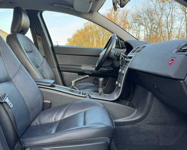 Черный Вольво В50, объемом двигателя 1.6 л и пробегом 223 тыс. км за 6999 $, фото 32 на Automoto.ua