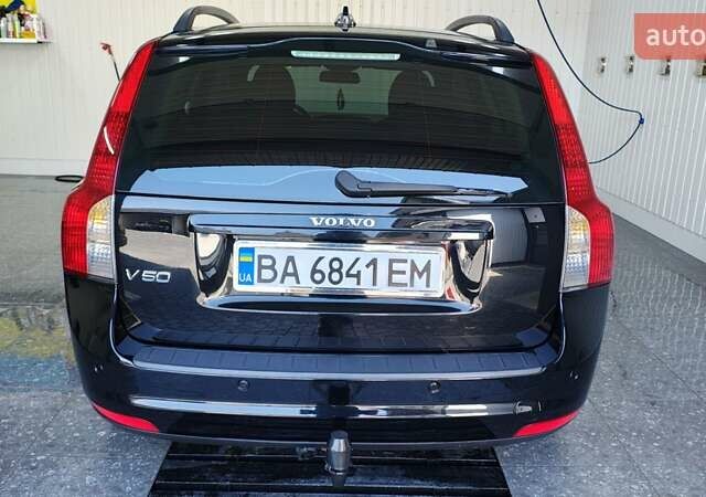Черный Вольво В50, объемом двигателя 2 л и пробегом 227 тыс. км за 7600 $, фото 5 на Automoto.ua