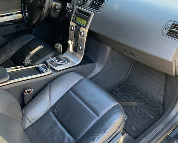 Вольво В50 2009 в Одессе на Automoto.ua Черный Вольво В50, объемом двигателя 1.56 л и пробегом 280 тыс. км за 7100 $, фото 15 на Automoto.ua