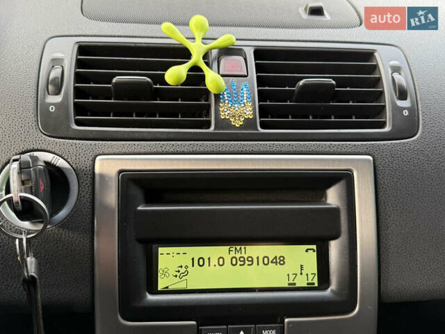 Чорний Вольво V50, об'ємом двигуна 1.6 л та пробігом 285 тис. км за 6999 $, фото 44 на Automoto.ua