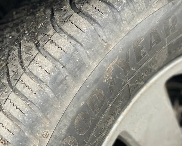 Чорний Вольво V50, об'ємом двигуна 0 л та пробігом 198 тис. км за 6500 $, фото 13 на Automoto.ua