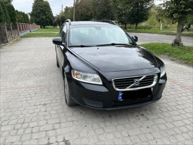 Черный Вольво В50, объемом двигателя 0 л и пробегом 270 тыс. км за 4900 $, фото 9 на Automoto.ua