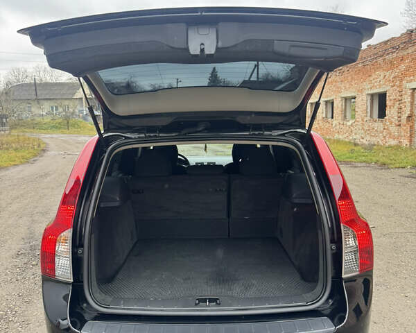 Черный Вольво В50, объемом двигателя 1.56 л и пробегом 213 тыс. км за 6599 $, фото 11 на Automoto.ua