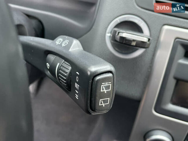 Черный Вольво В50, объемом двигателя 1.8 л и пробегом 189 тыс. км за 6950 $, фото 61 на Automoto.ua