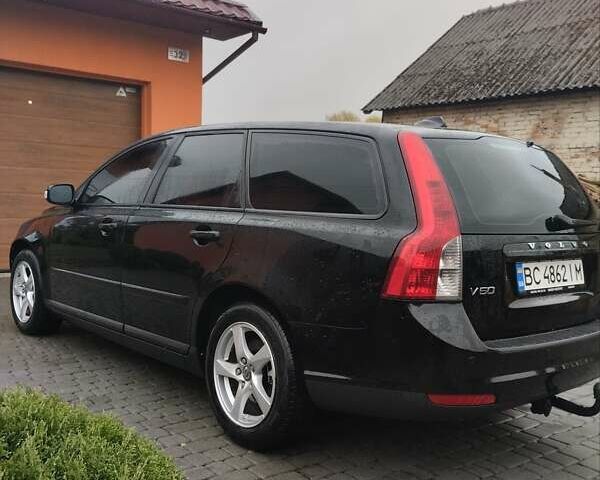 Чорний Вольво V50, об'ємом двигуна 1.6 л та пробігом 235 тис. км за 6100 $, фото 19 на Automoto.ua