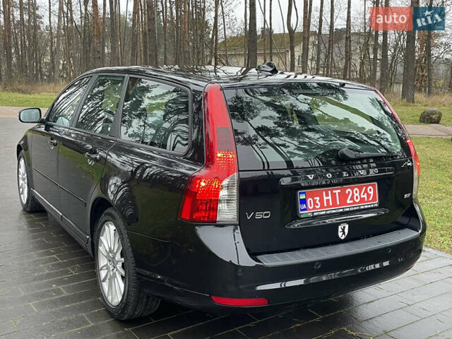 Черный Вольво В50, объемом двигателя 1.8 л и пробегом 189 тыс. км за 6950 $, фото 15 на Automoto.ua