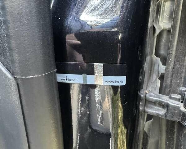 Черный Вольво В50, объемом двигателя 2 л и пробегом 275 тыс. км за 8200 $, фото 5 на Automoto.ua