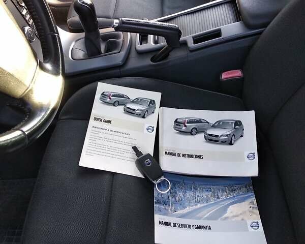 Вольво В50 2009 в Казанке на Automoto.ua Черный Вольво В50, объемом двигателя 1.6 л и пробегом 224 тыс. км за 6500 $, фото 15 на Automoto.ua