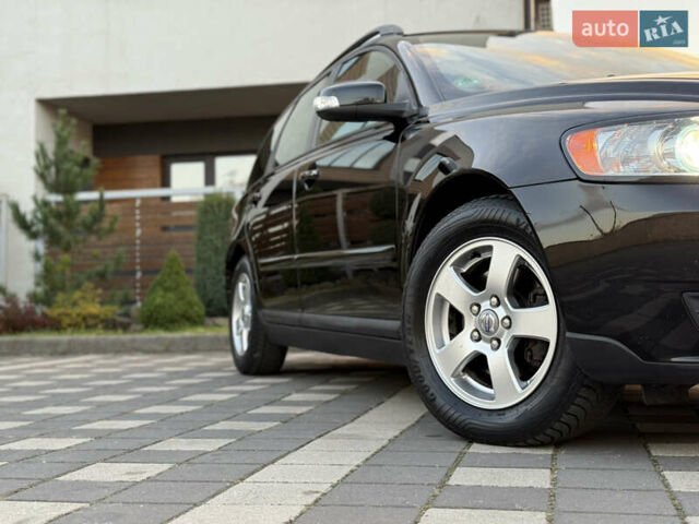 Чорний Вольво V50, об'ємом двигуна 1.6 л та пробігом 225 тис. км за 6950 $, фото 51 на Automoto.ua
