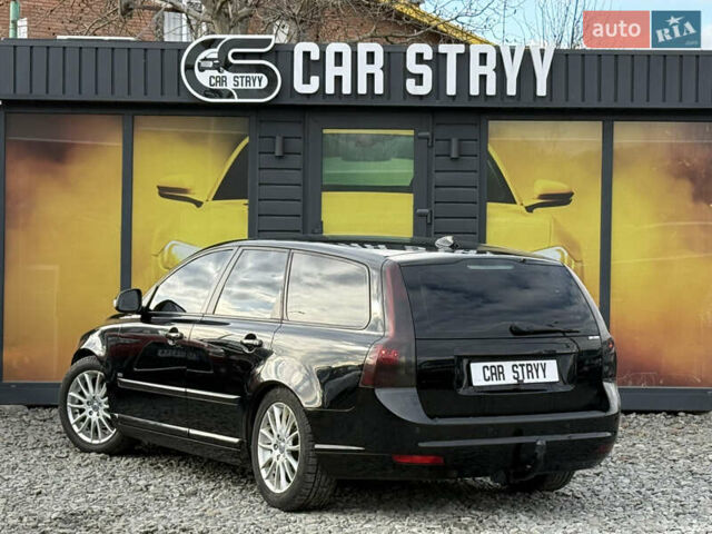 Чорний Вольво V50, об'ємом двигуна 1.6 л та пробігом 285 тис. км за 6999 $, фото 2 на Automoto.ua