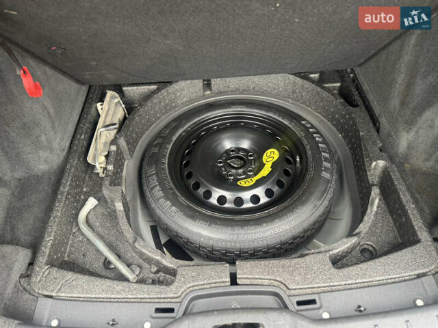 Черный Вольво В50, объемом двигателя 1.56 л и пробегом 213 тыс. км за 6599 $, фото 22 на Automoto.ua