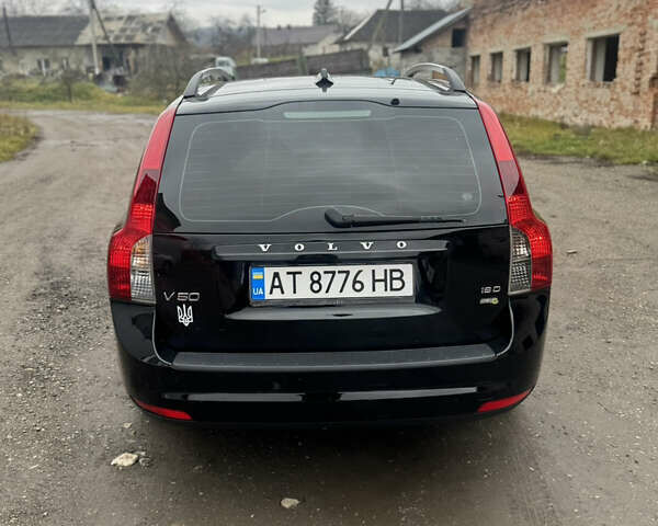 Черный Вольво В50, объемом двигателя 1.56 л и пробегом 213 тыс. км за 6599 $, фото 13 на Automoto.ua