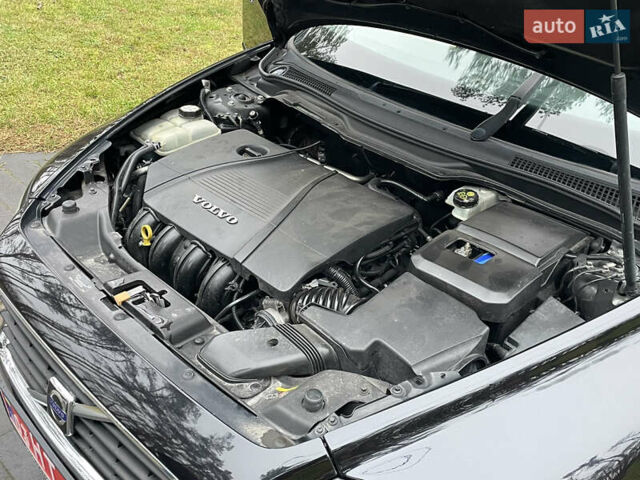 Черный Вольво В50, объемом двигателя 1.8 л и пробегом 189 тыс. км за 6950 $, фото 78 на Automoto.ua