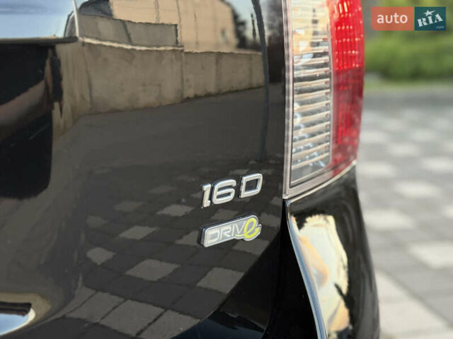 Чорний Вольво V50, об'ємом двигуна 1.6 л та пробігом 225 тис. км за 6899 $, фото 74 на Automoto.ua