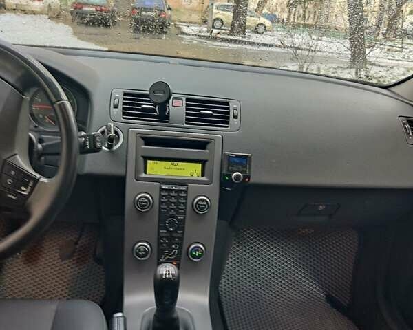 Чорний Вольво V50, об'ємом двигуна 1.6 л та пробігом 192 тис. км за 5700 $, фото 31 на Automoto.ua