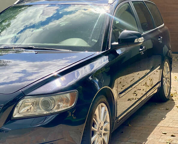 Чорний Вольво V50, об'ємом двигуна 2 л та пробігом 270 тис. км за 7200 $, фото 2 на Automoto.ua