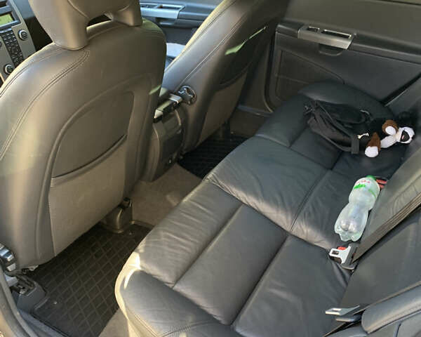 Вольво В50 2009 в Одессе на Automoto.ua Черный Вольво В50, объемом двигателя 1.56 л и пробегом 280 тыс. км за 7100 $, фото 6 на Automoto.ua