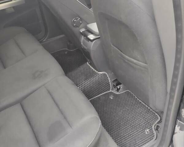 Черный Вольво В50, объемом двигателя 1.56 л и пробегом 235 тыс. км за 6750 $, фото 44 на Automoto.ua