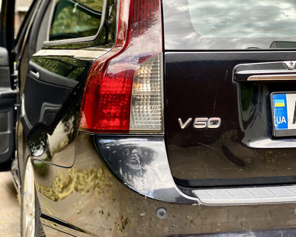 Чорний Вольво V50, об'ємом двигуна 2 л та пробігом 270 тис. км за 7200 $, фото 49 на Automoto.ua