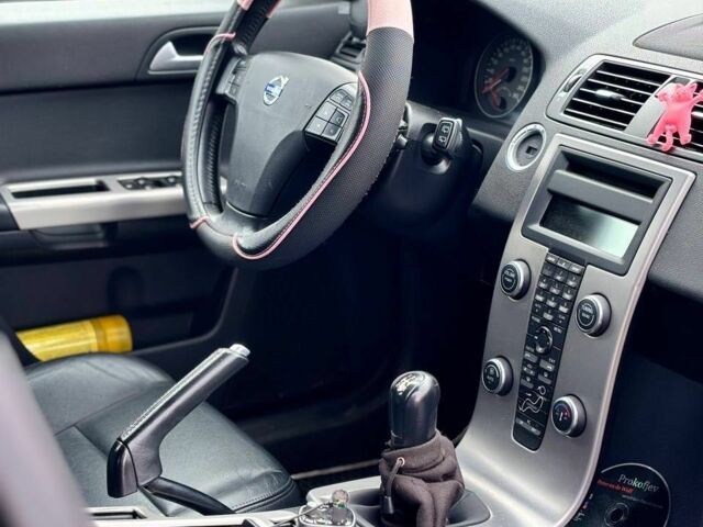 Вольво В50 2009 в Смеле на Automoto.ua Черный Вольво В50, объемом двигателя 1.6 л и пробегом 192 тыс. км за 6700 $, фото 3 на Automoto.ua