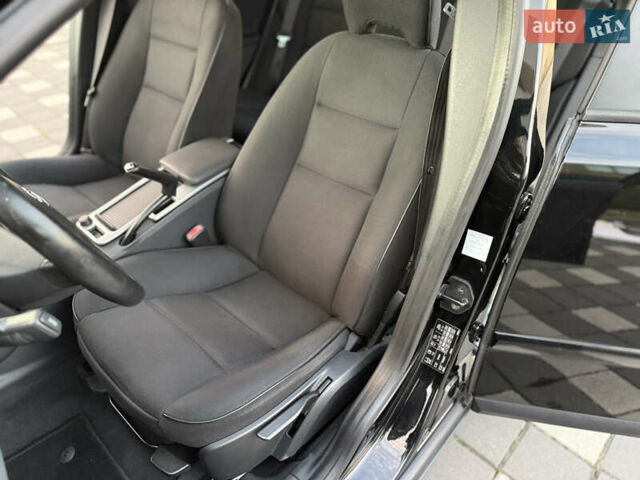 Чорний Вольво V50, об'ємом двигуна 1.6 л та пробігом 225 тис. км за 6899 $, фото 95 на Automoto.ua