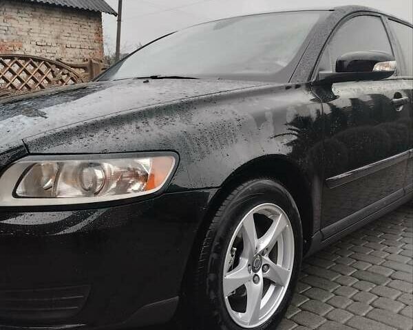 Черный Вольво В50, объемом двигателя 1.56 л и пробегом 235 тыс. км за 6750 $, фото 19 на Automoto.ua