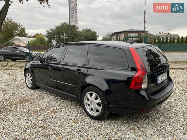 Черный Вольво В50, объемом двигателя 1.6 л и пробегом 295 тыс. км за 5700 $, фото 5 на Automoto.ua