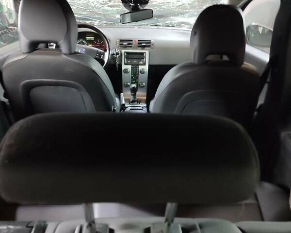 Чорний Вольво V50, об'ємом двигуна 1.6 л та пробігом 234 тис. км за 2700 $, фото 9 на Automoto.ua